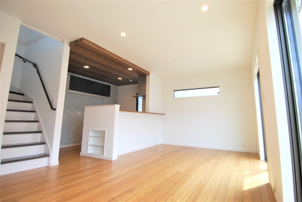 キッチンからお部屋が見渡せます