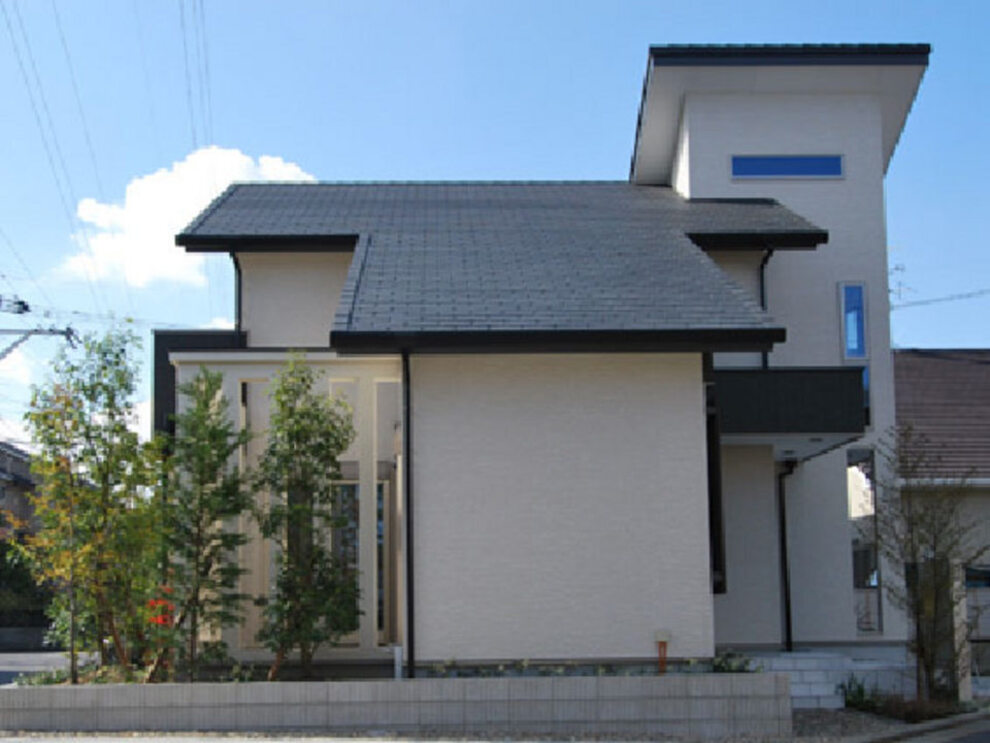 屋根と格子の家