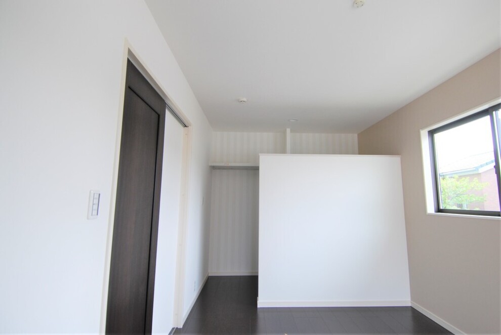 キッチンからお部屋が見渡せます