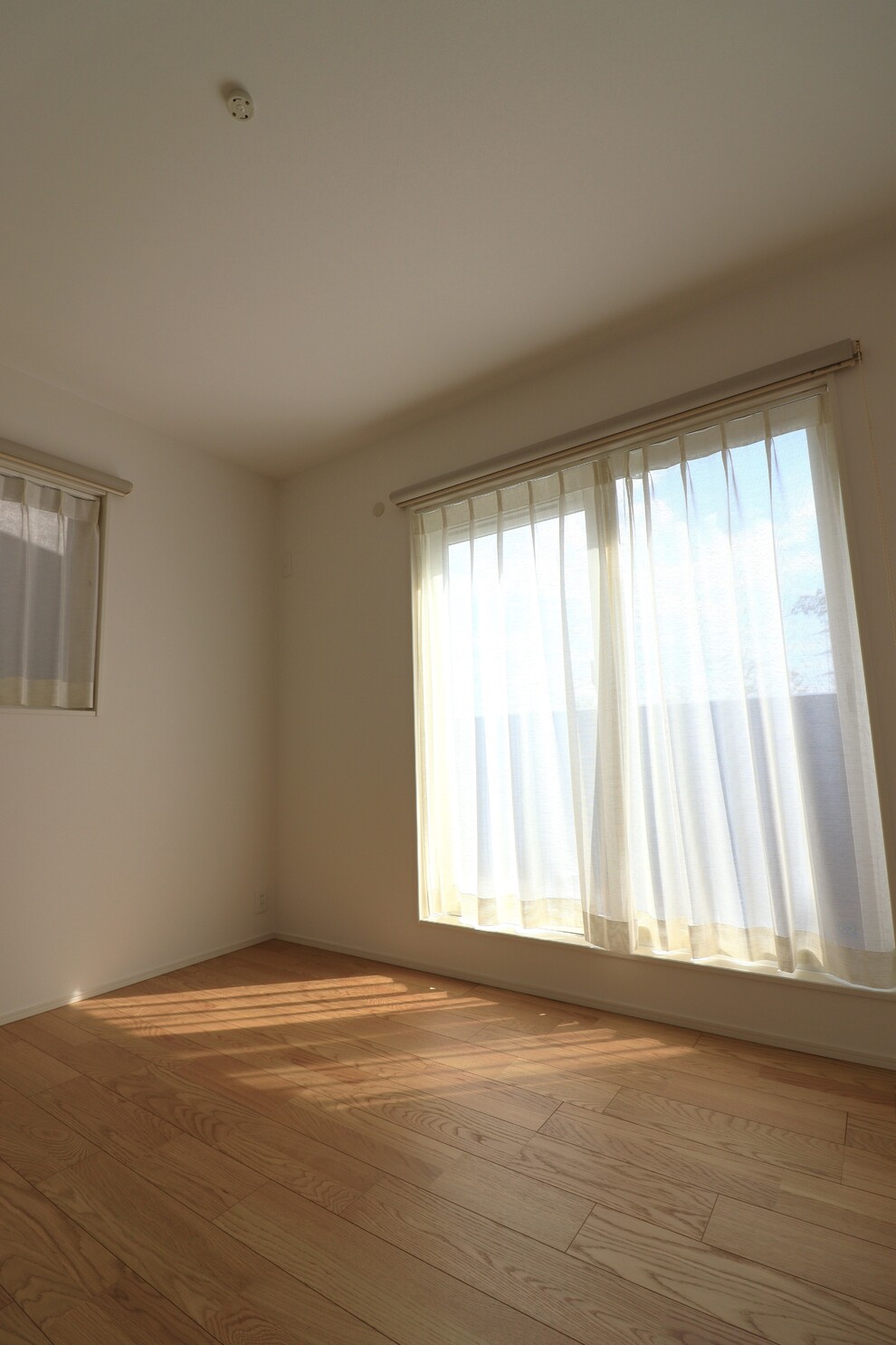 木の温もりが広がる、心安らぐ住まい
