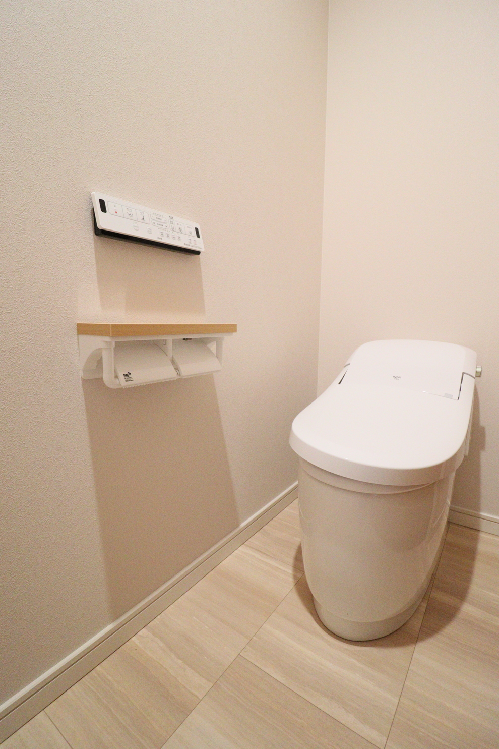 上質な無垢材のナチュラルハウス