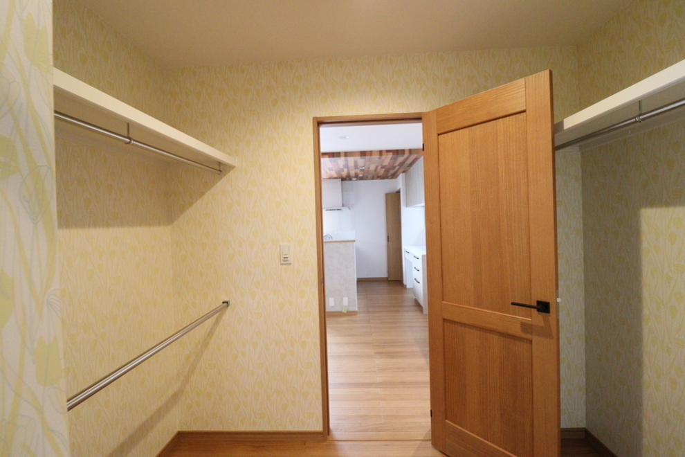 どこにも触れずに手を洗える間取り