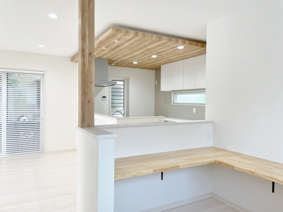 リビングとスタディースペースとの良い距離感