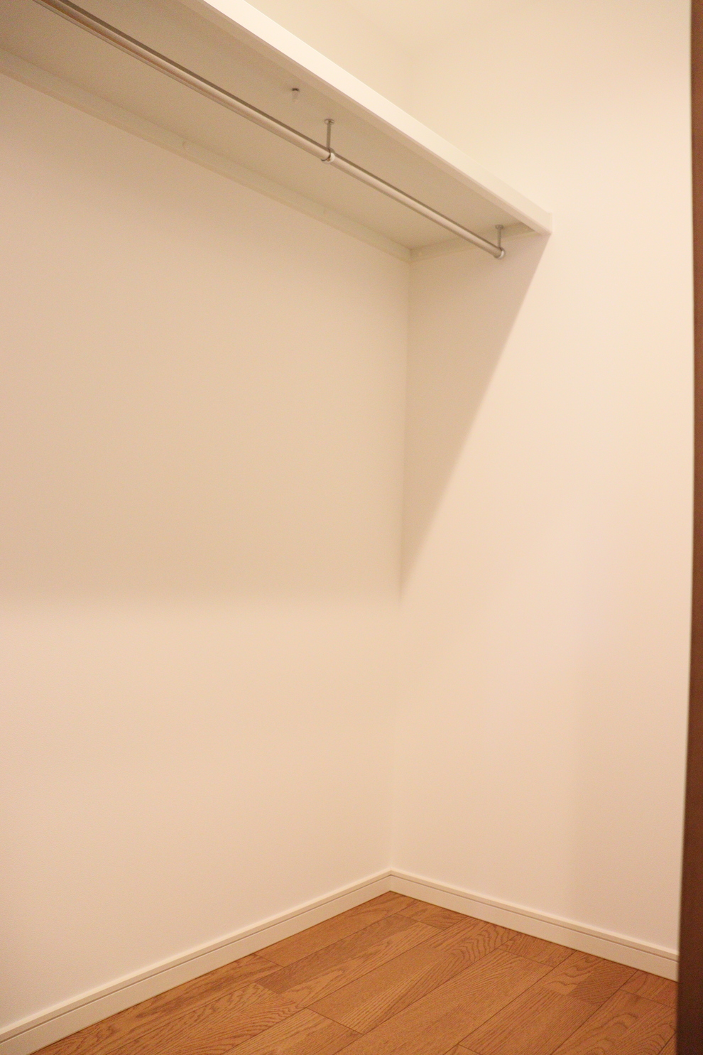 お部屋ごとに印象を変えるクロス