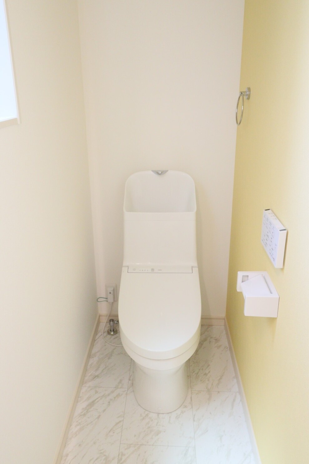 ブルーがアクセントカラーのおうち