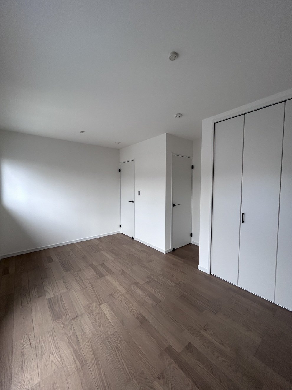 ブラック基調でスタイリッシュなこだわり空間