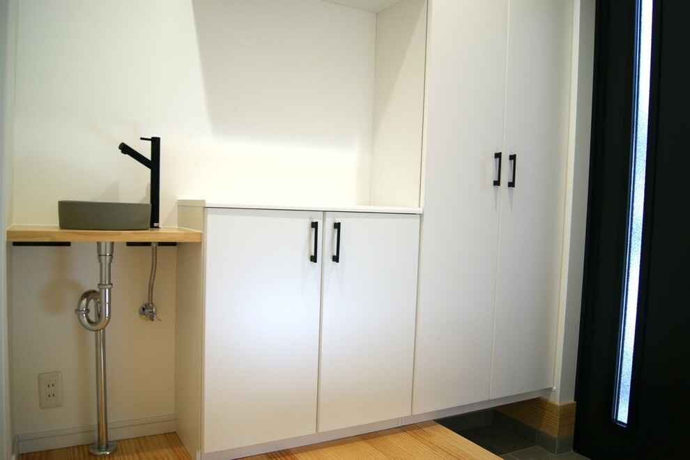 ブラック基調でスタイリッシュなこだわり空間