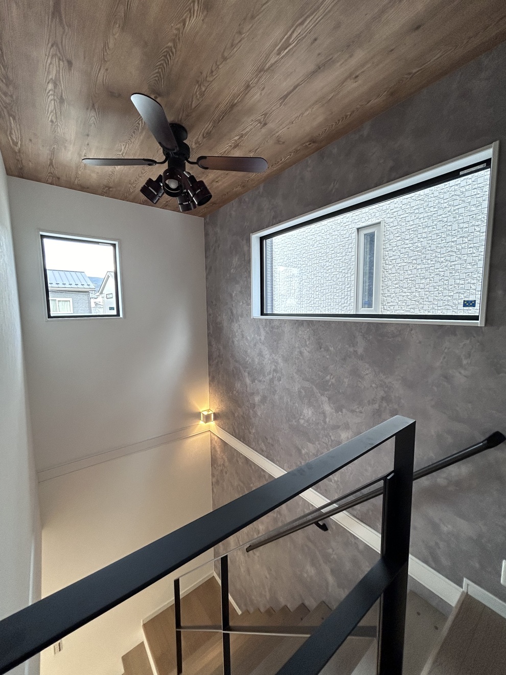 ブラック基調でスタイリッシュなこだわり空間