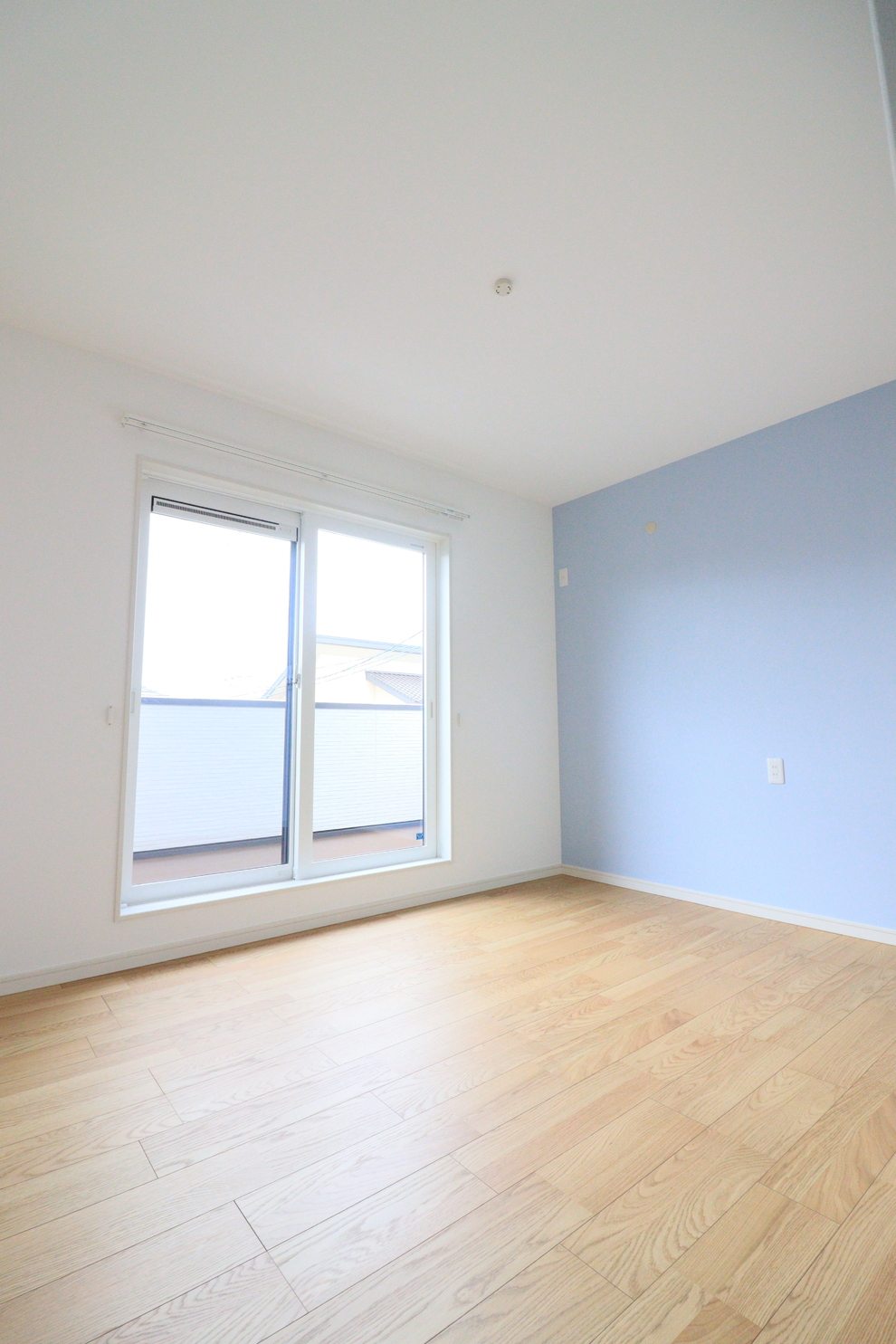 個性を彩るアクセントクロスで理想の空間に