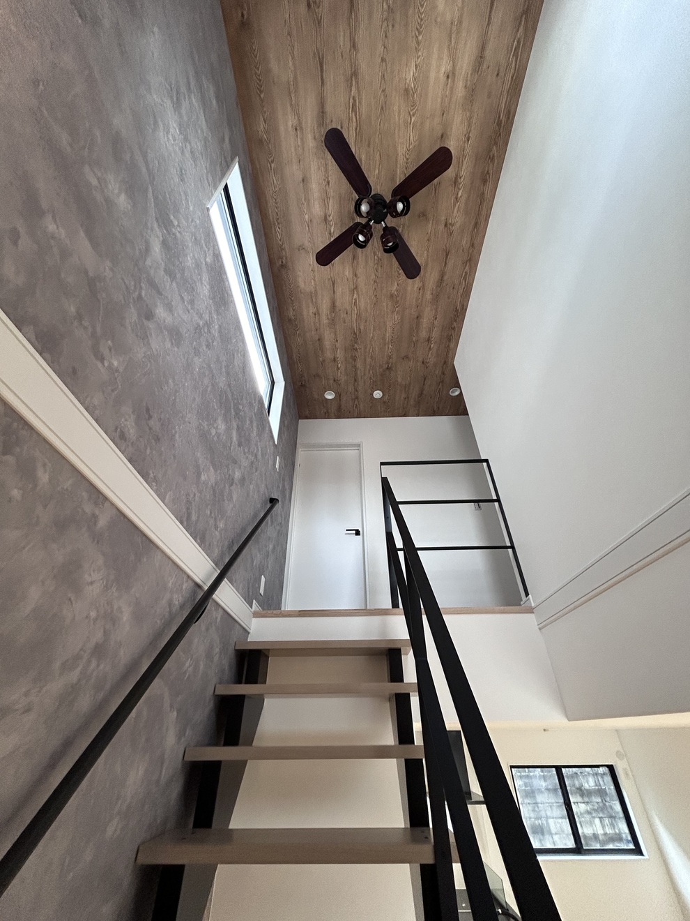 ブラック基調でスタイリッシュなこだわり空間