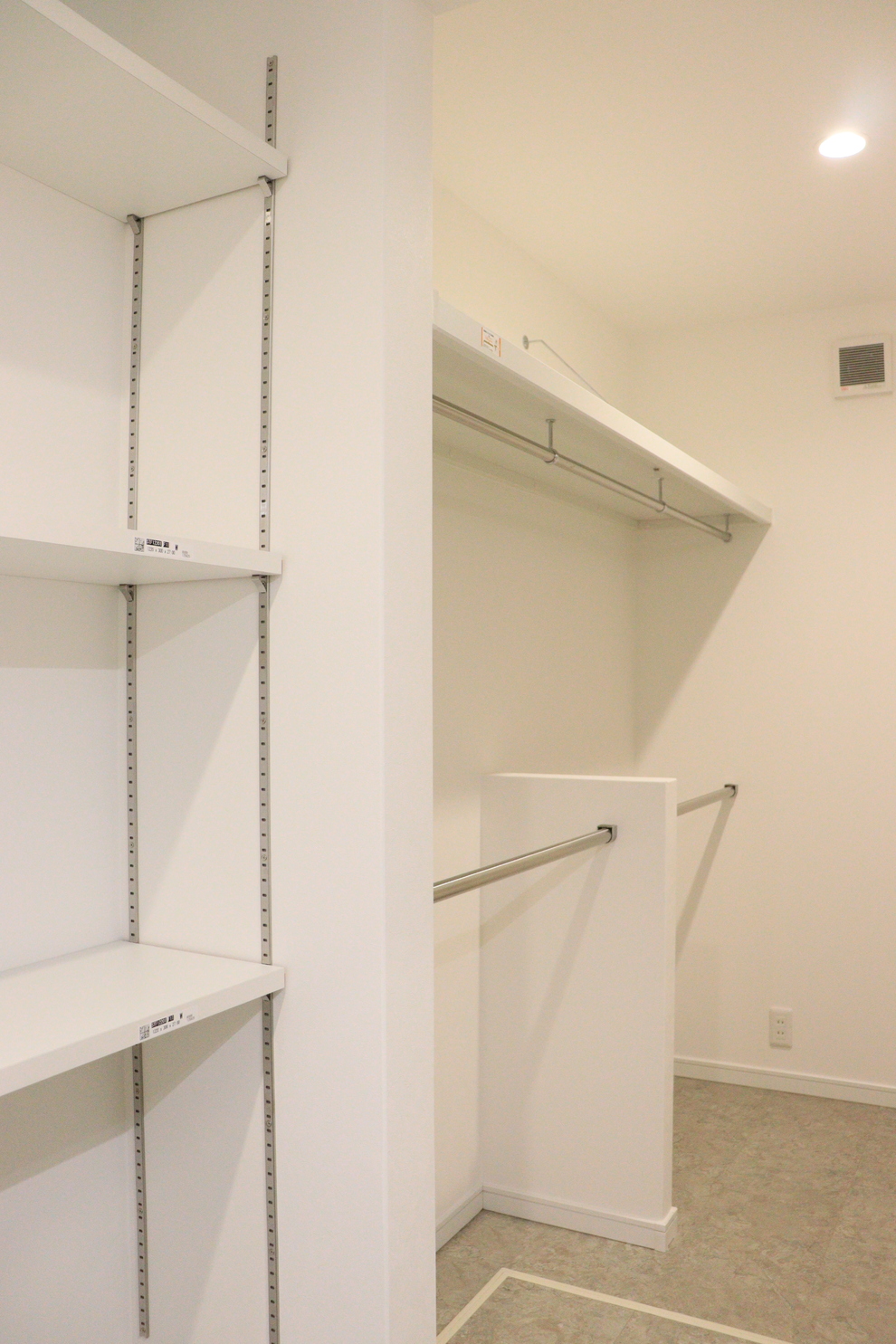 ブラック基調でスタイリッシュなこだわり空間