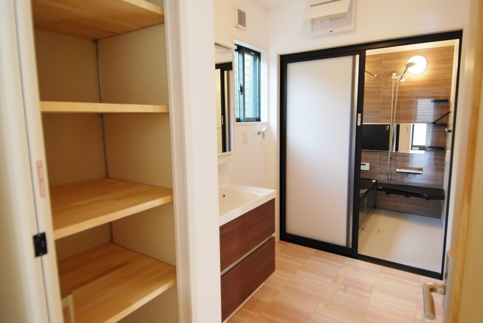 おしゃれなアイアン手すり