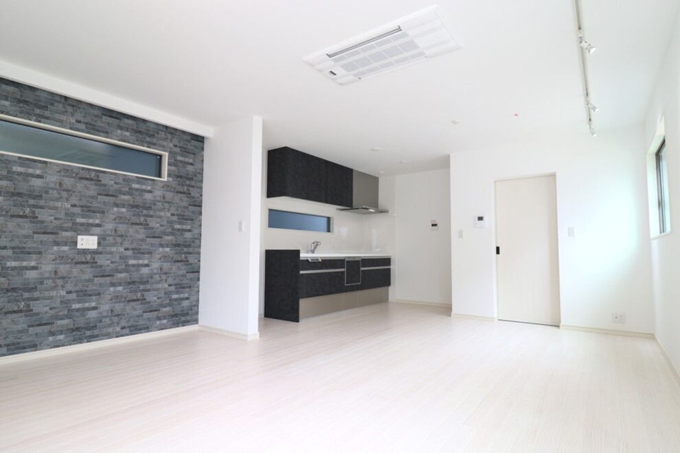 ブルーがアクセントカラーのおうち