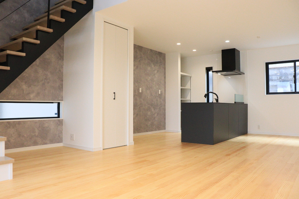 ブラック基調でスタイリッシュなこだわり空間