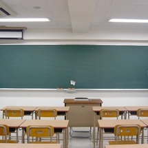 【教育】精華中学校：徒歩36分（2,850ｍ）