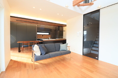 天井ジャスト扉