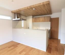 明るさを感じるナチュラルテイストのお家