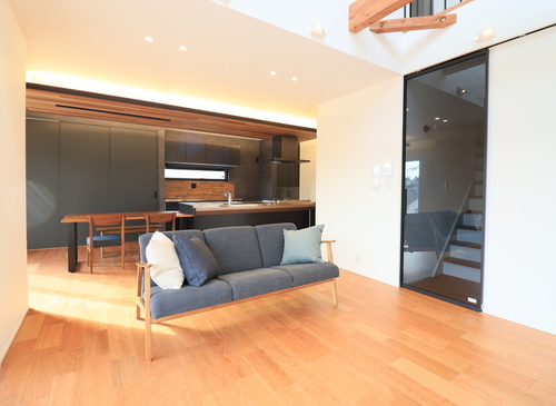 天井ジャスト扉