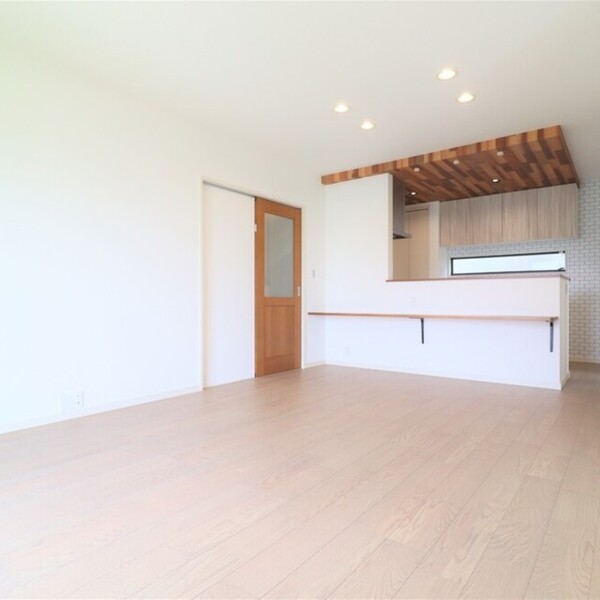 Wood×Whiteの心地よい空間