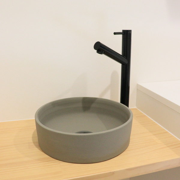 ブラック基調でスタイリッシュなこだわり空間