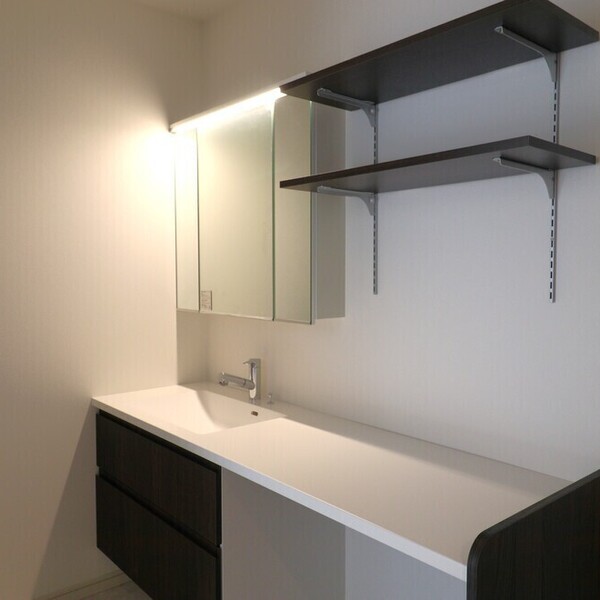 吹抜け × リビング階段で開放感のあるLDK