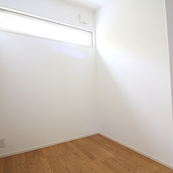 白を基調としたアクセントカラーにこだわった素敵なおうち