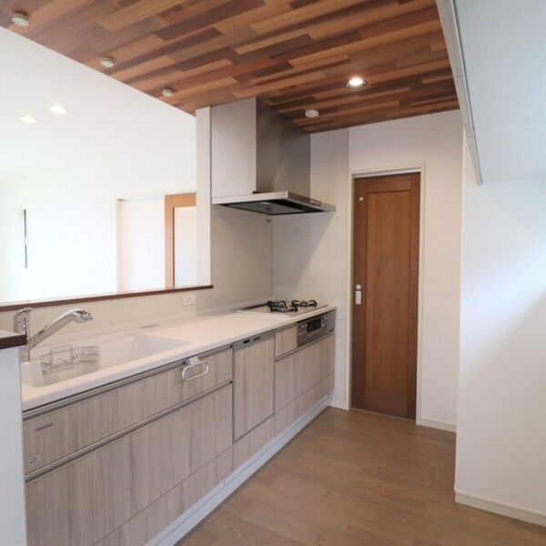 Wood×Whiteの心地よい空間