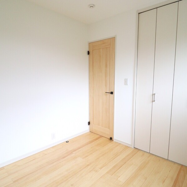 勾配天井で開放的なLDKが魅力のおうち