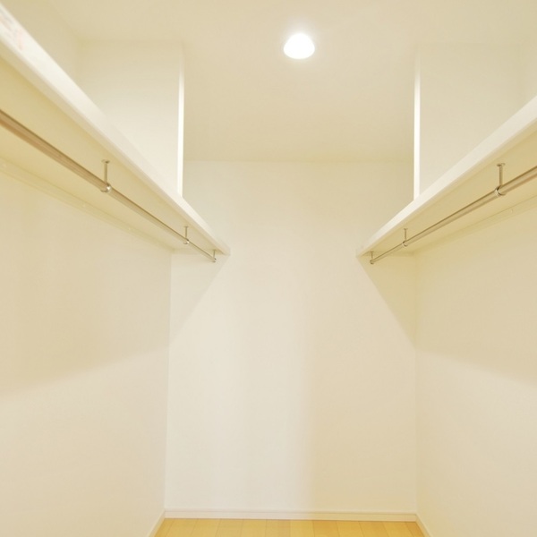 ほっこりしましょう。小上がりに掘りごたつのあるおうち