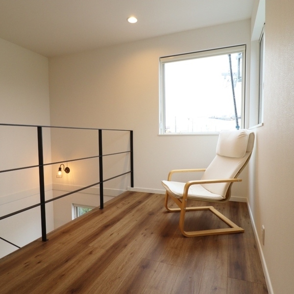 【ﾌｧｸﾄﾘｰｶﾌｪｽﾀｲﾙ】ﾛﾊｽｶﾞｰﾃﾞﾝ大住駅南ﾓﾃﾞﾙﾊｳｽ
