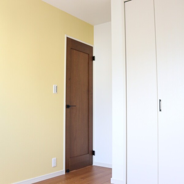 お部屋ごとに印象を変えるクロス