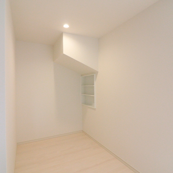 個性を彩るアクセントクロスで理想の空間に