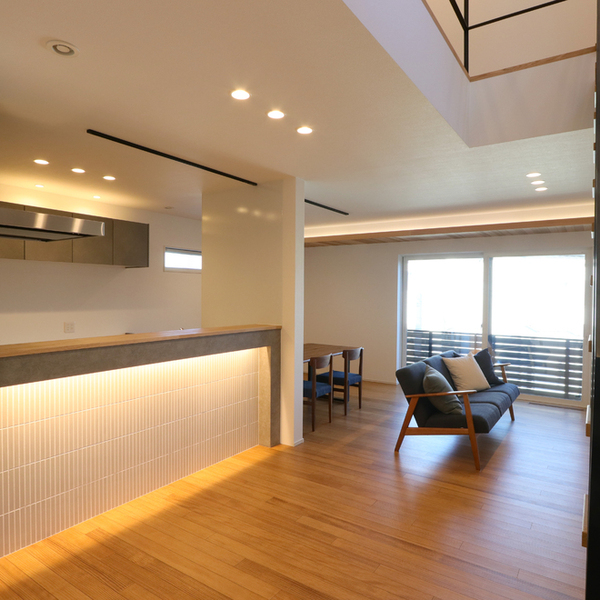 間接照明が織りなすくつろぎの空間