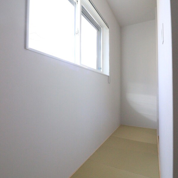 フラットキッチンのある解放感あふれるLDK