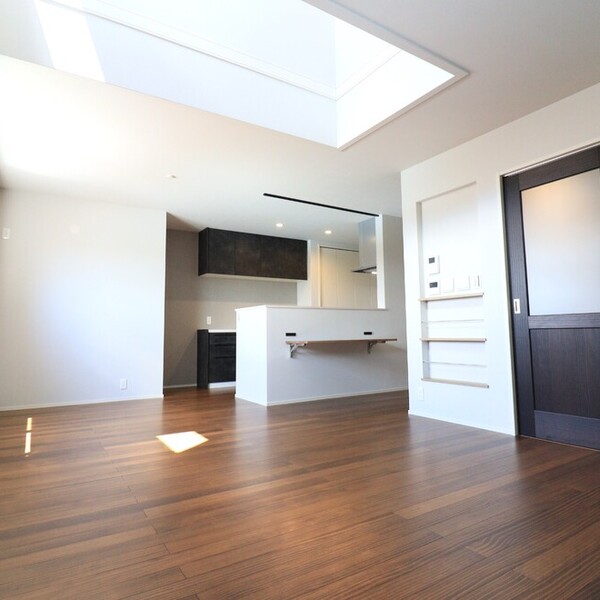 陽光と木のぬくもりに包まれた住まい