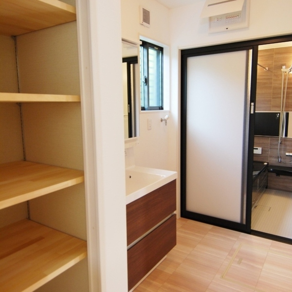 おしゃれなアイアン手すり