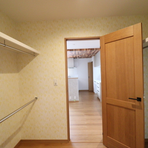 どこにも触れずに手を洗える間取り